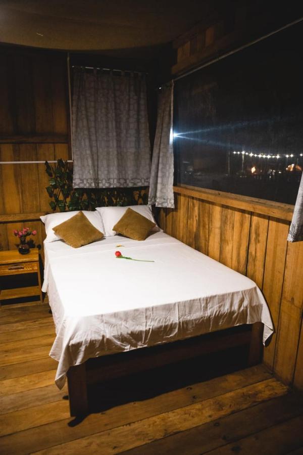 Pampa Hermosa Lake Resort Пуерто Малдонадо Екстериор снимка
